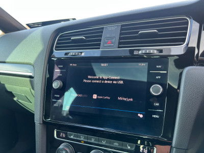 2018 Volkswagen Golf