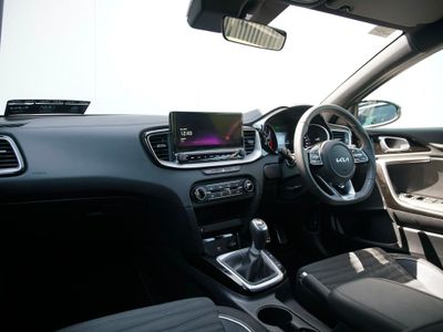 2025 Kia Ceed