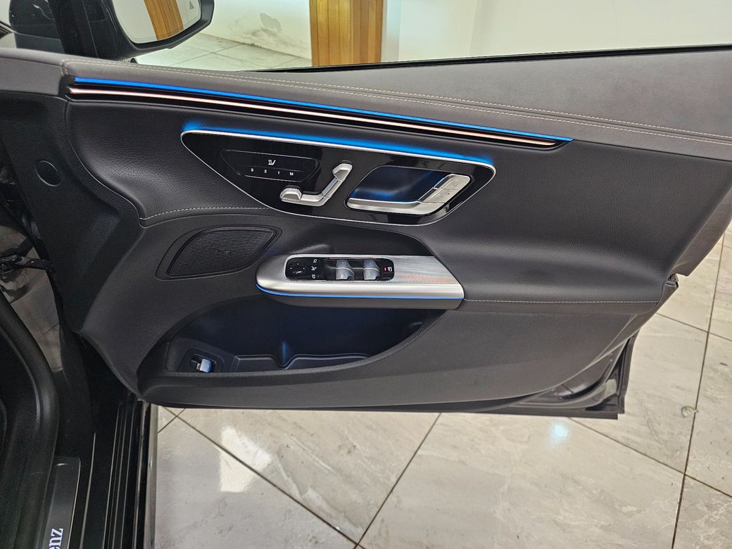 2025 Mercedes-Benz EQE
