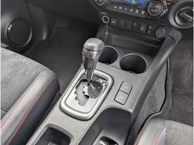 2024 Toyota Hilux