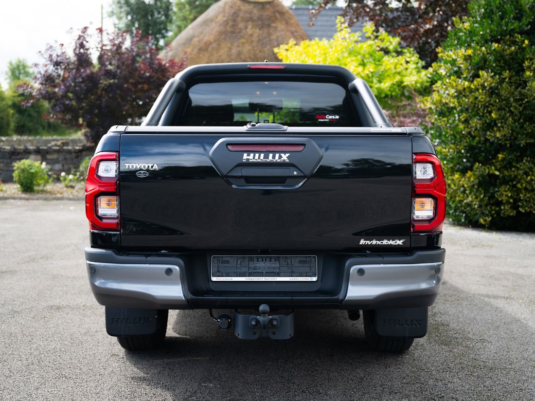 2025 Toyota Hilux