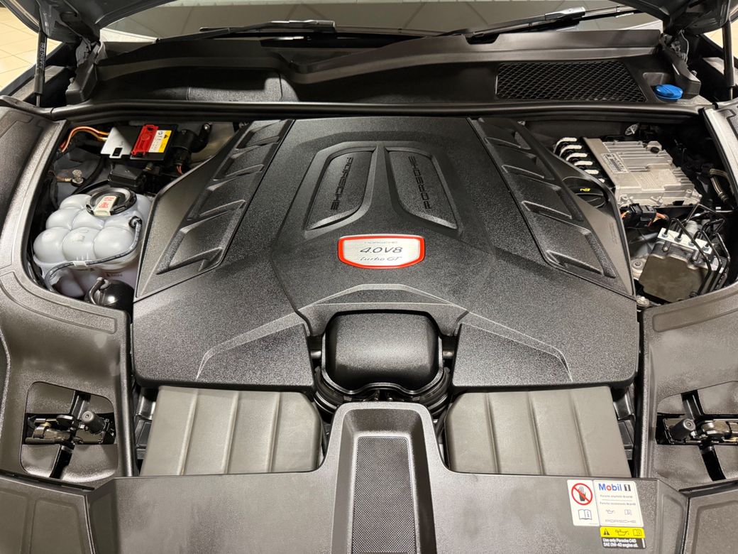 2023 Porsche Cayenne