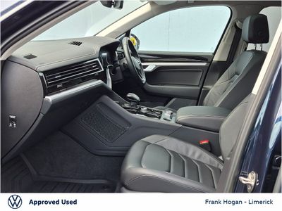 2024 Volkswagen Touareg