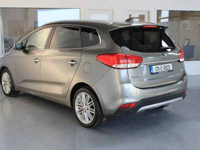 2017 Kia Carens