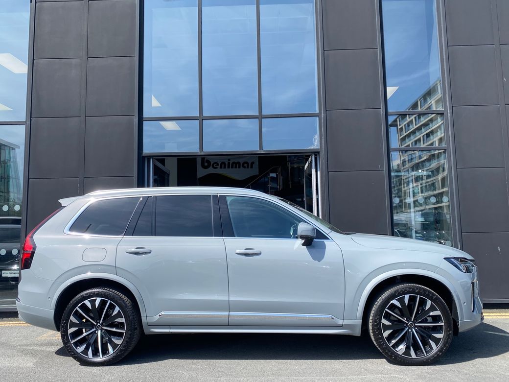 2025 Volvo XC90