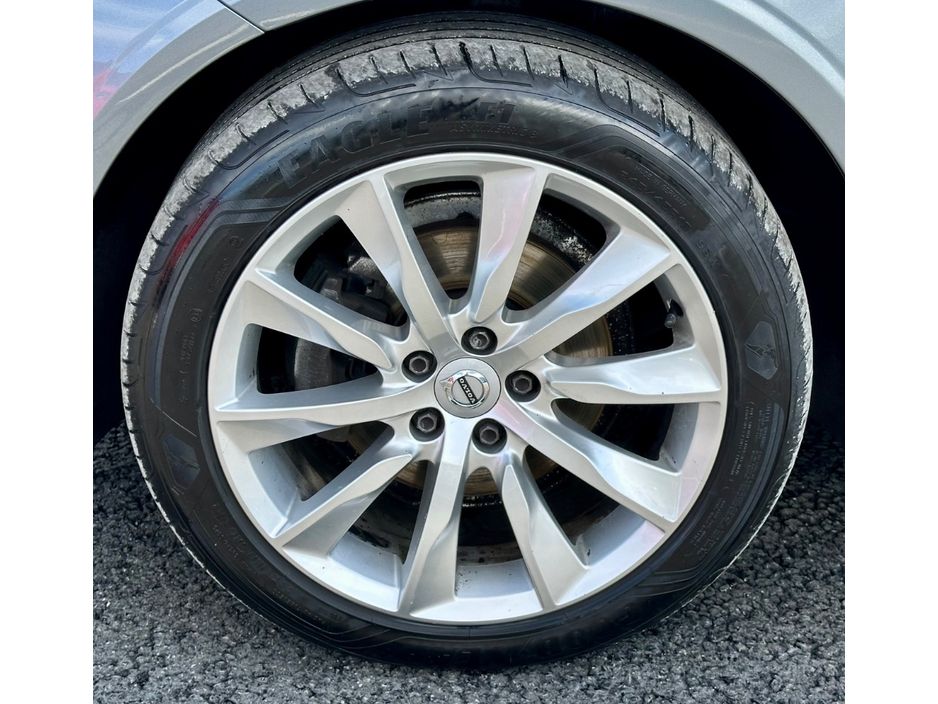 2021 Volvo S90