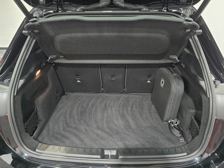 2024 Mercedes-Benz GLA Class