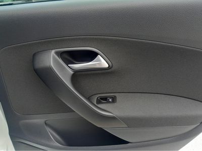 2016 Volkswagen Polo