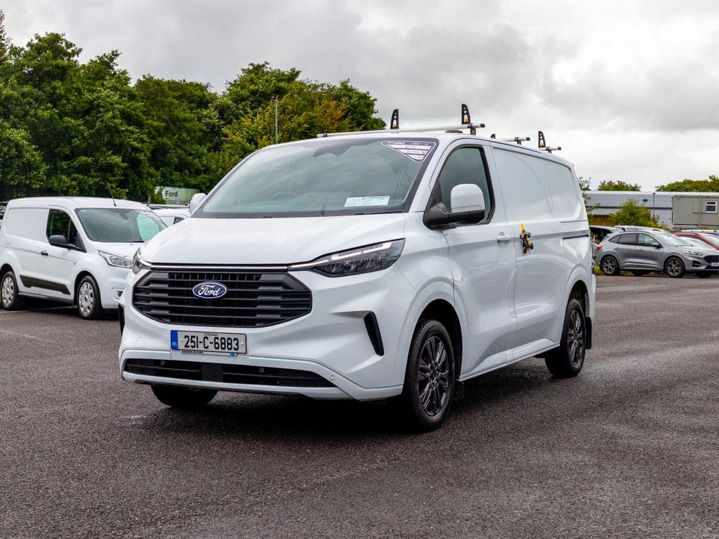 2025 Ford Transit Custom