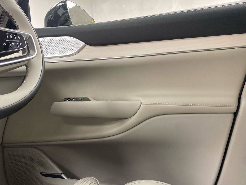 2027 Volvo EX90