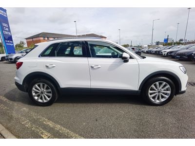 2023 Audi Q3