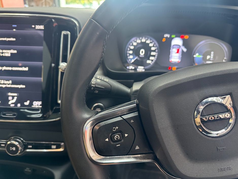 2022 Volvo XC40