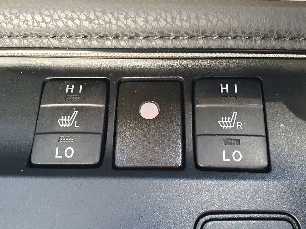 2017 Toyota Auris