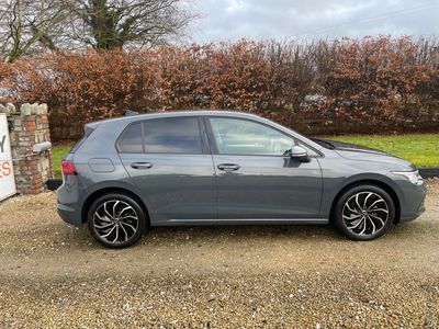 2024 Volkswagen Golf