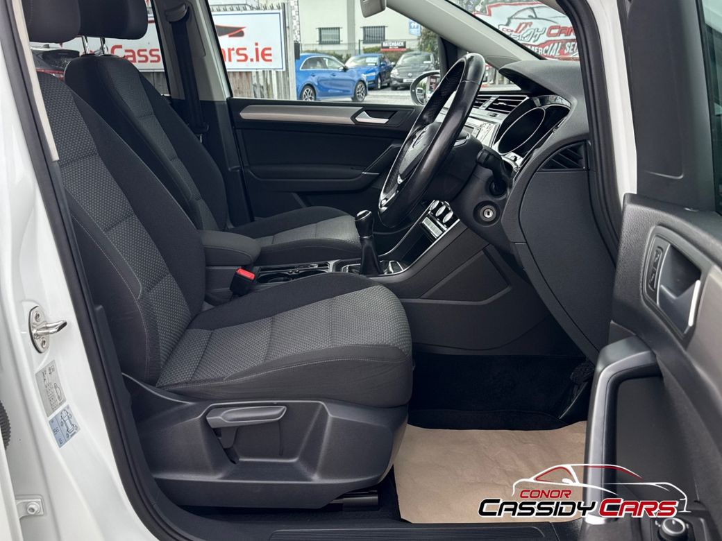 2016 Volkswagen Touran