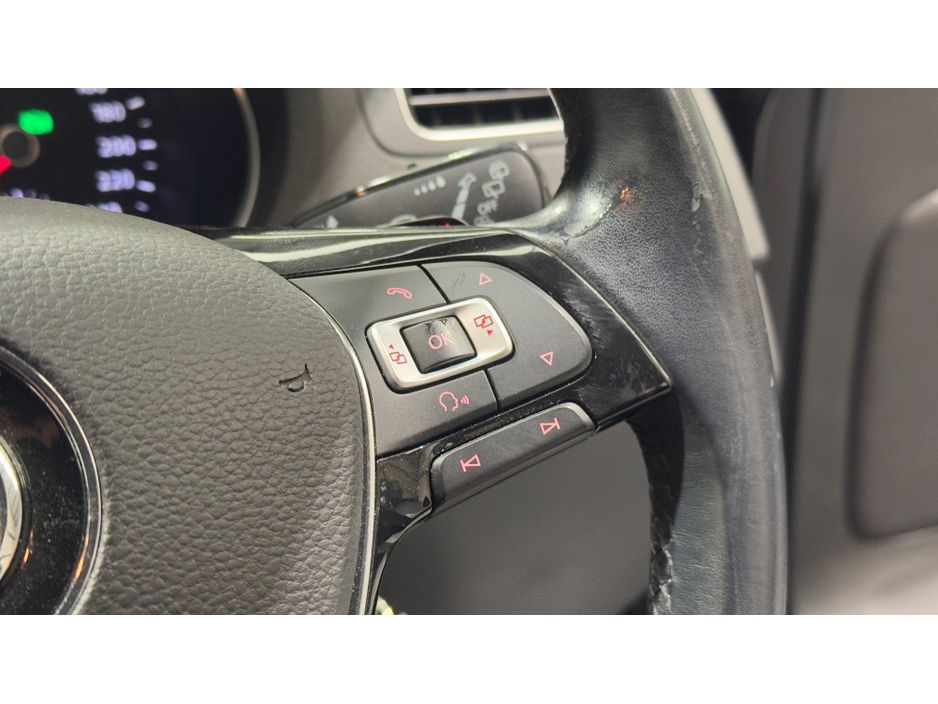 2017 Volkswagen Polo