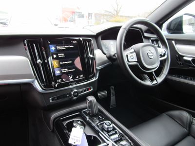 2021 Volvo S90