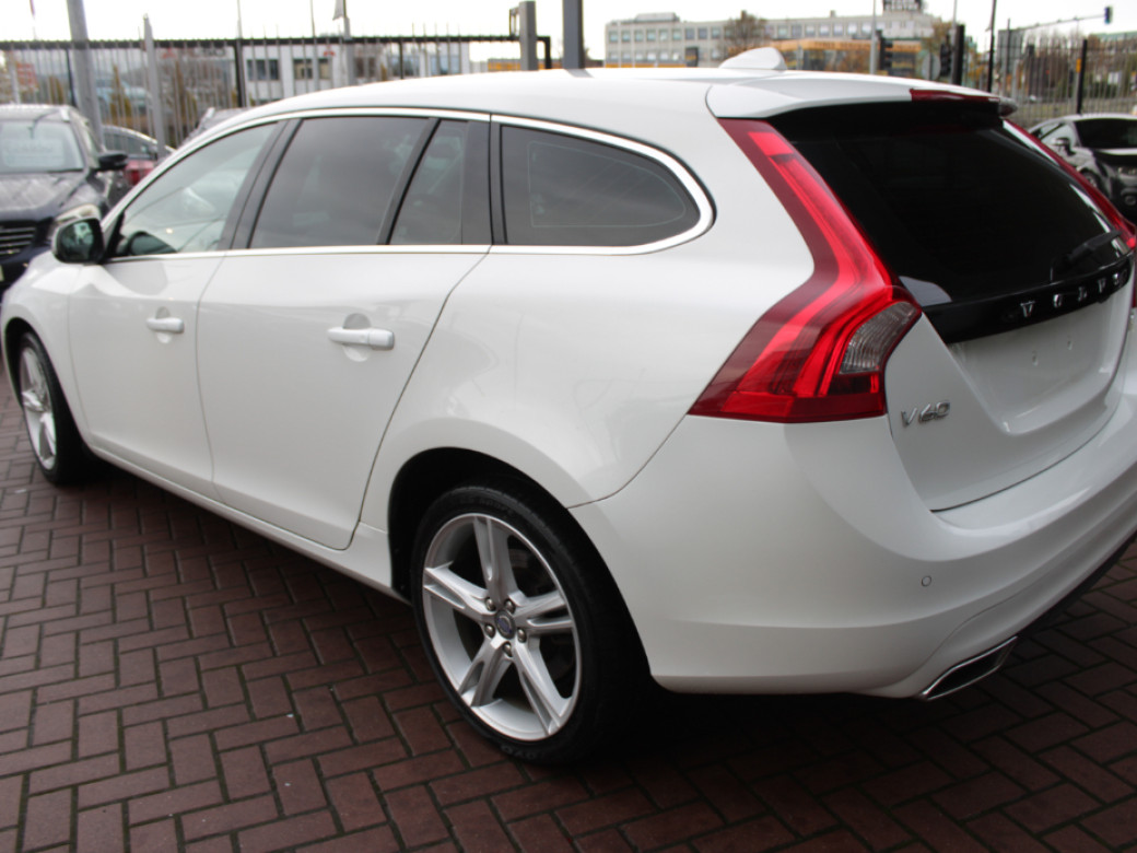 2017 Volvo V60
