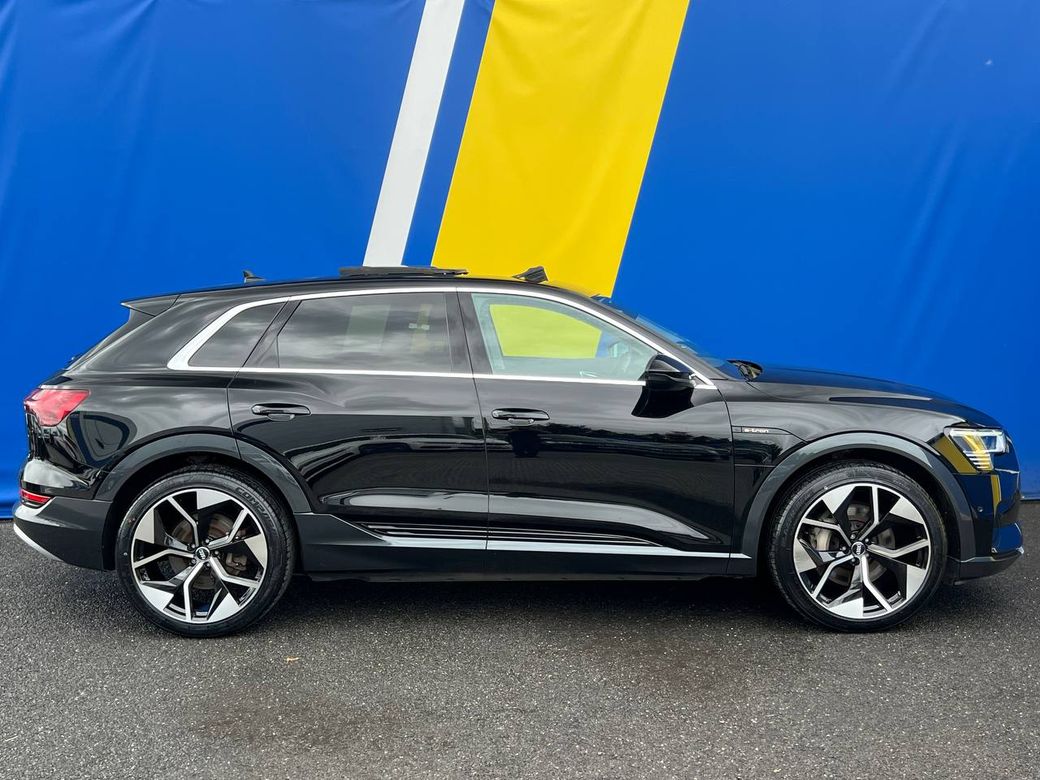 2021 Audi e-tron