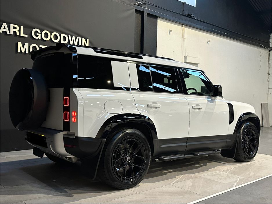 2025 Land Rover Defender