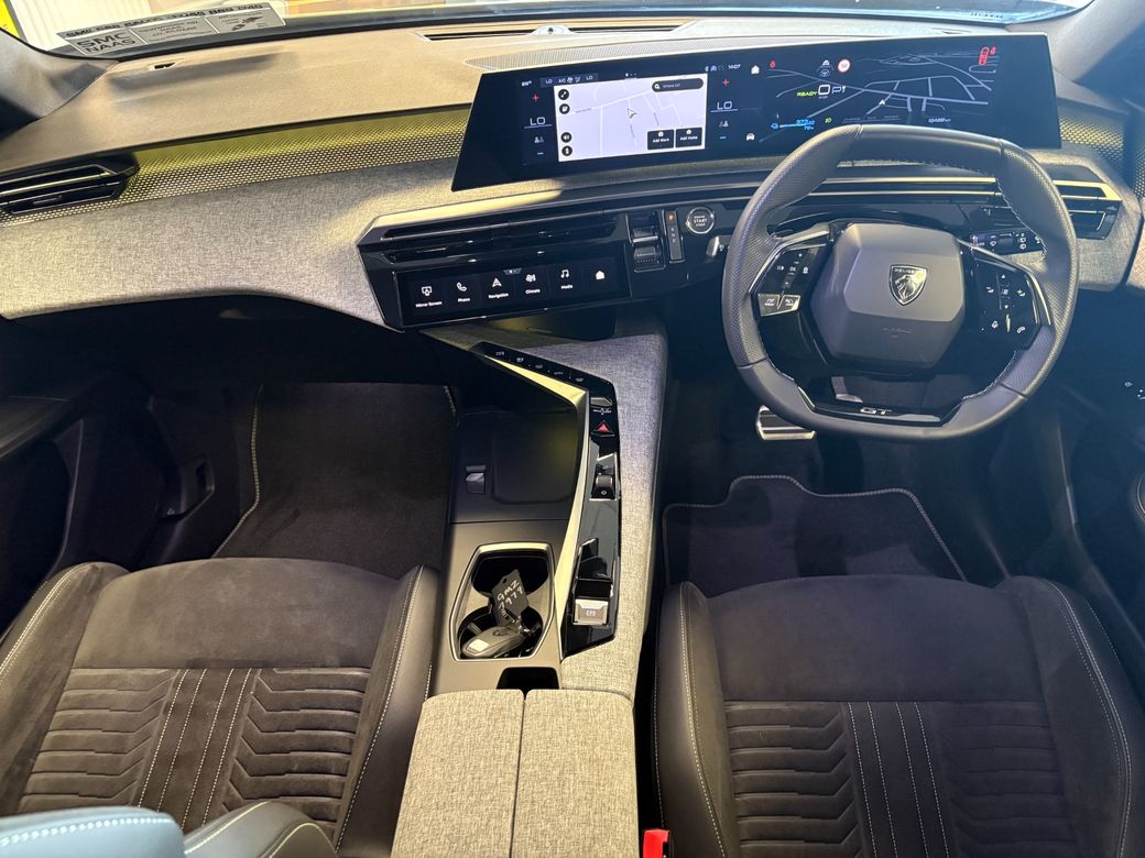 2025 Peugeot 5008