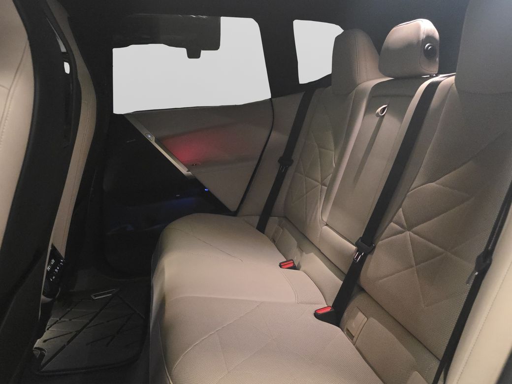 2022 BMW iX