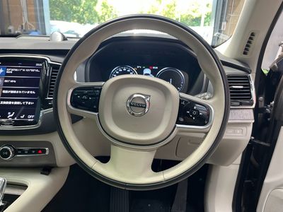 2022 Volvo XC90