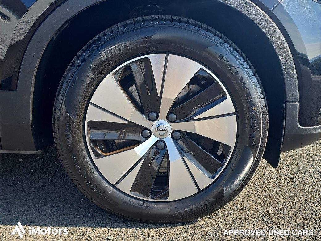 2022 Volvo XC40