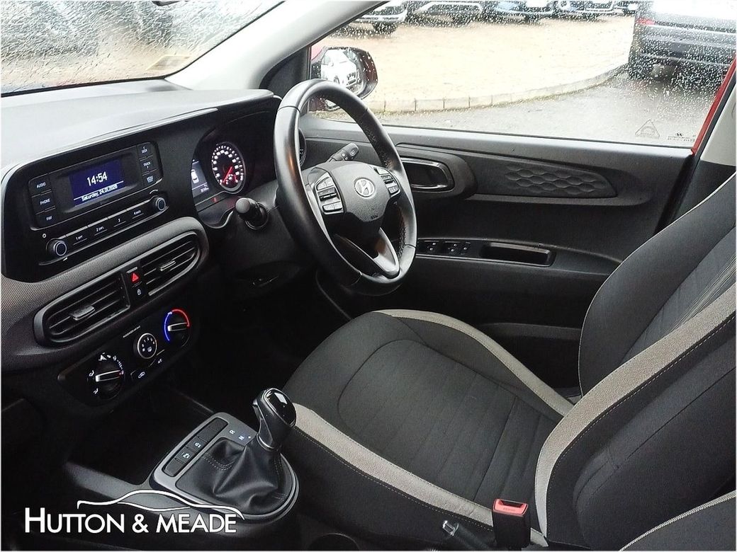 2022 Hyundai i10