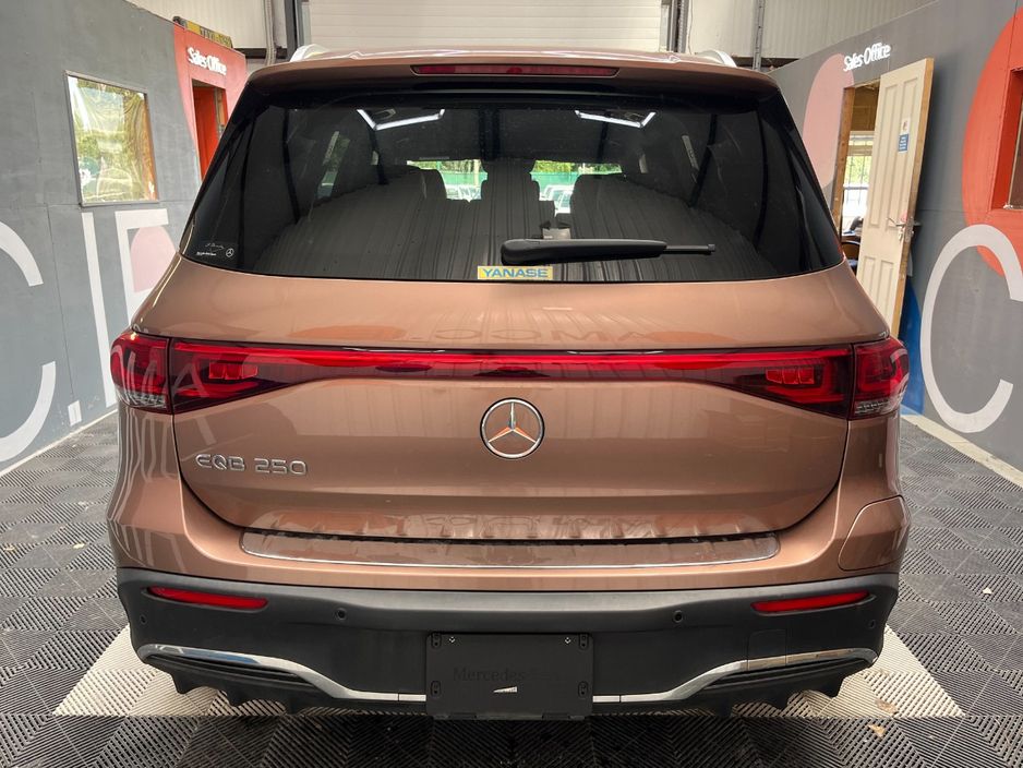 2023 Mercedes-Benz EQB