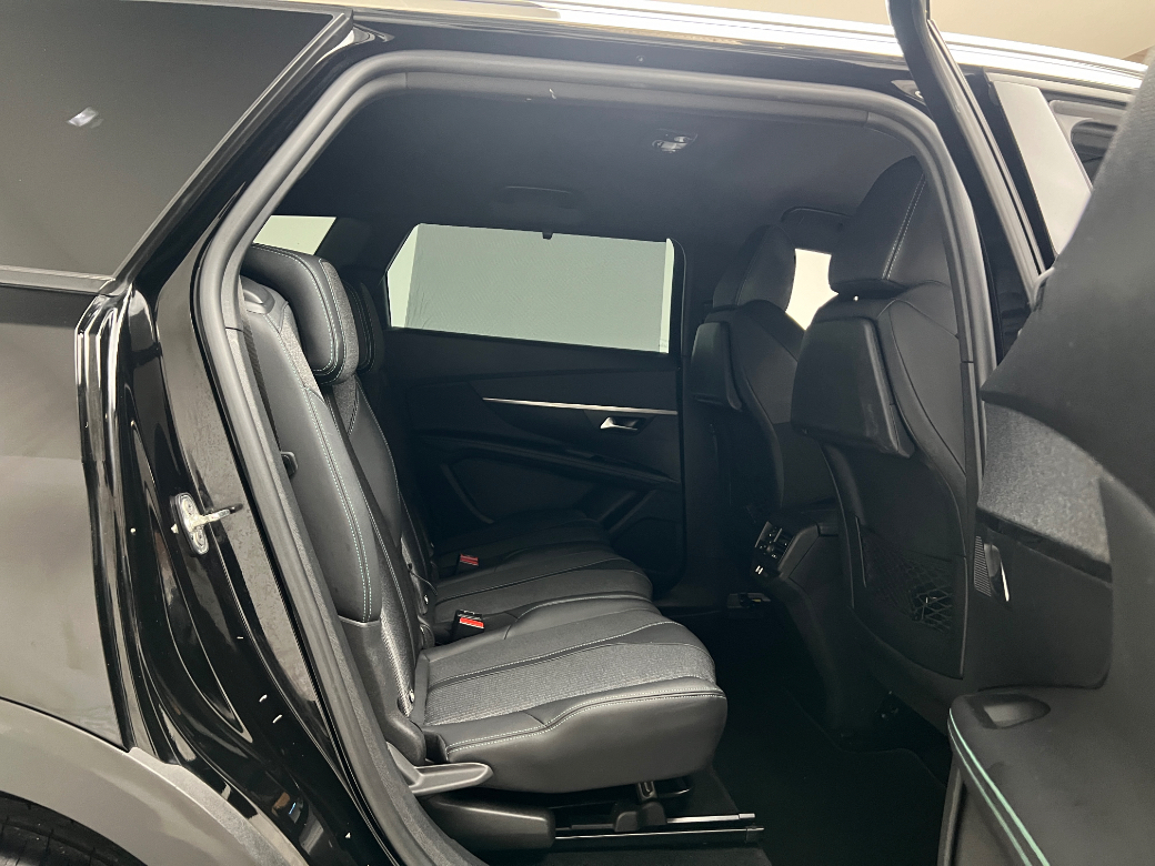 2023 Peugeot 5008