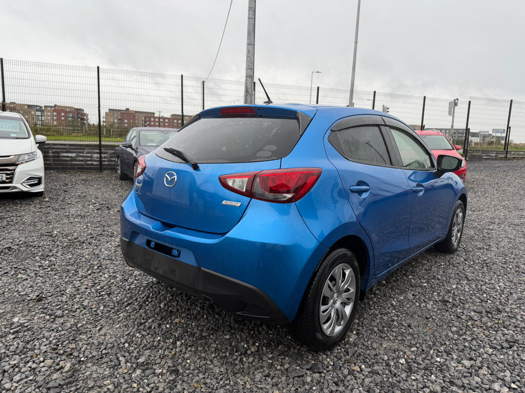 2017 Mazda Demio