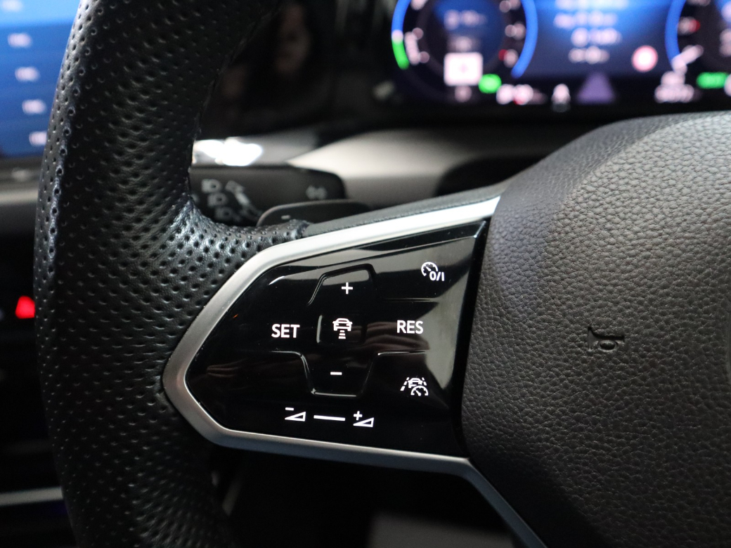 2023 Volkswagen Golf