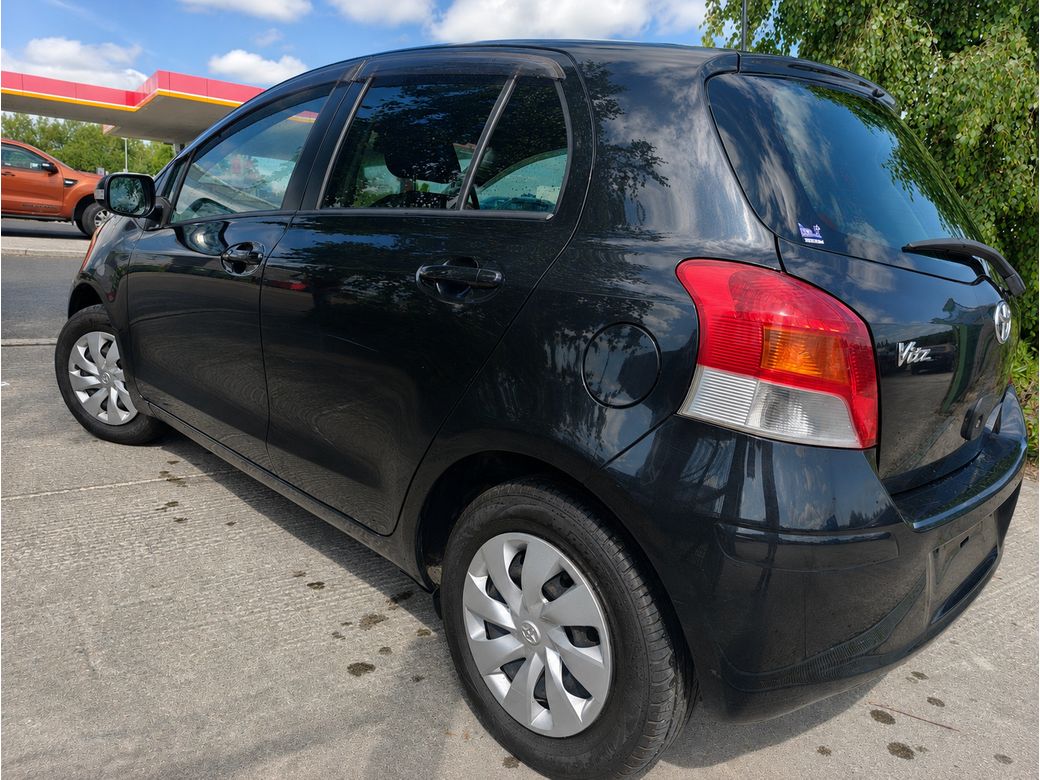 2009 Toyota Vitz