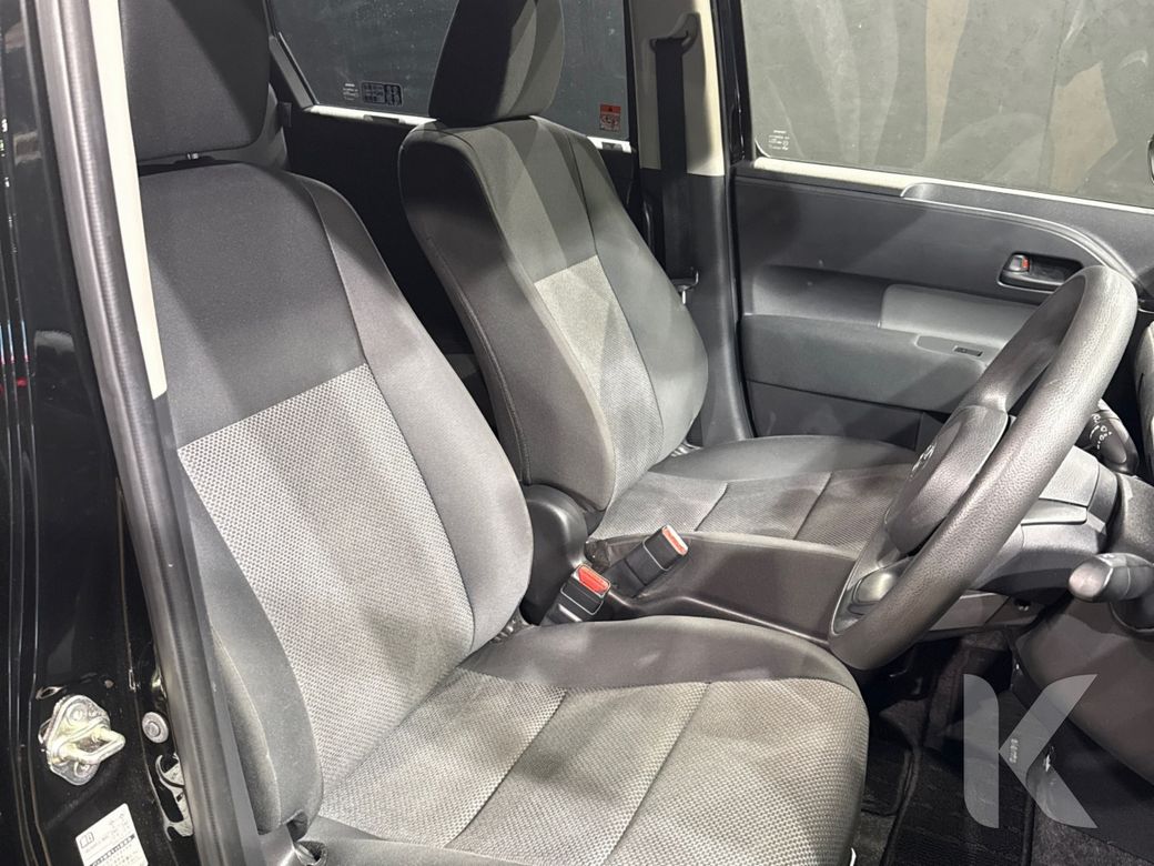 2023 Toyota Sienta