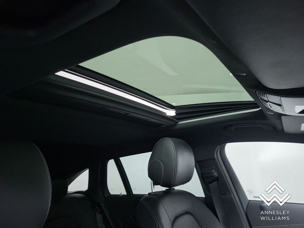 2023 Mercedes-Benz EQC