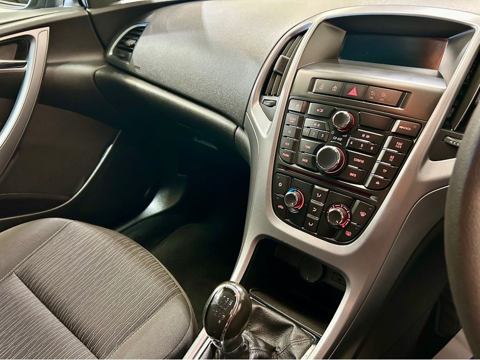 2014 Opel Astra