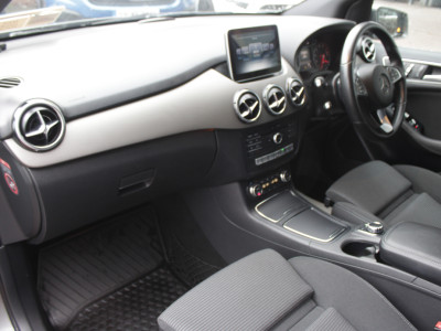 2016 Mercedes-Benz B 180