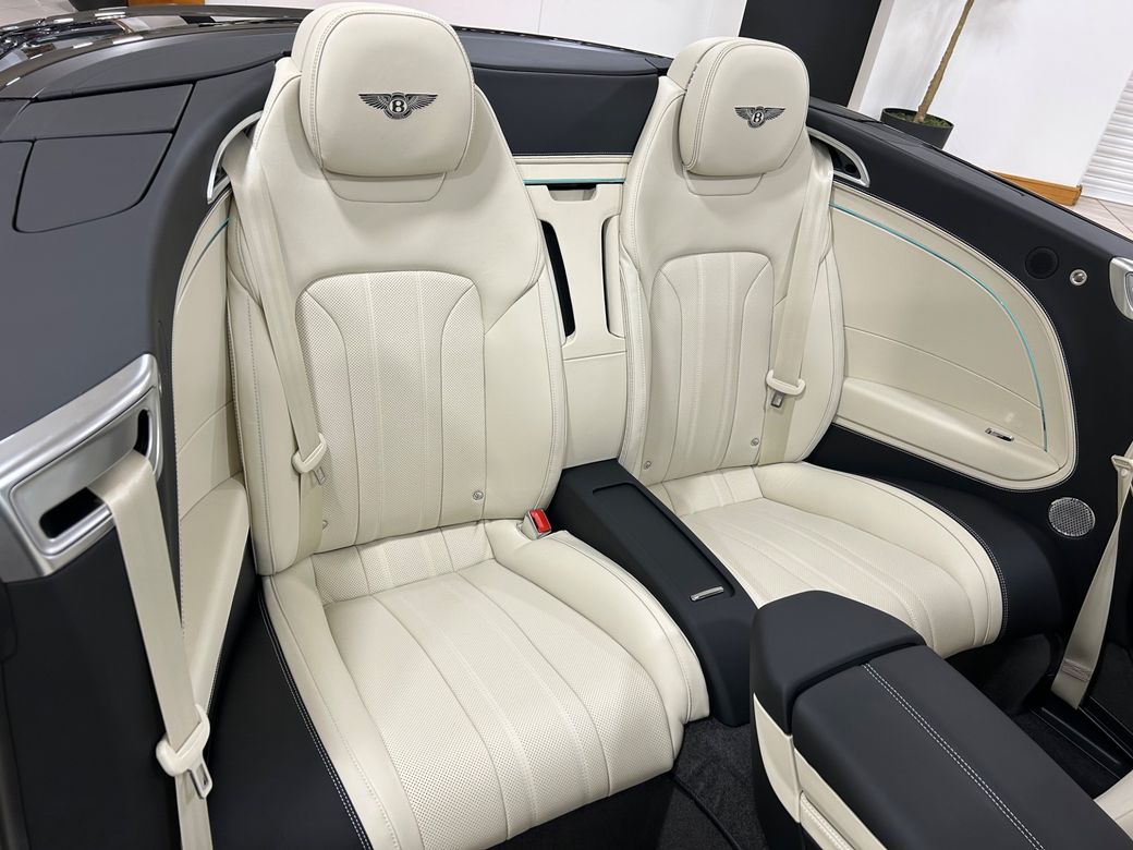 2025 Bentley Continental
