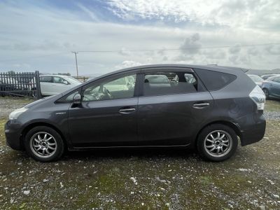 2014 Toyota Prius Alpha