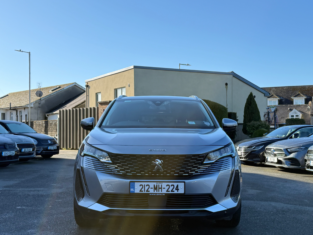 2021 Peugeot 5008