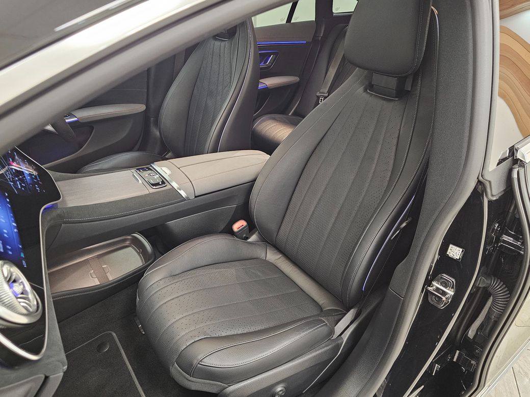 2025 Mercedes-Benz EQS