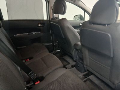 2016 Peugeot 5008
