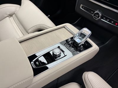 2025 Volvo XC90
