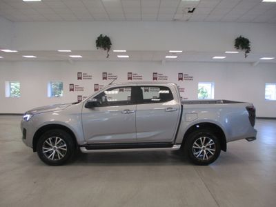 2025 Isuzu D-MAX