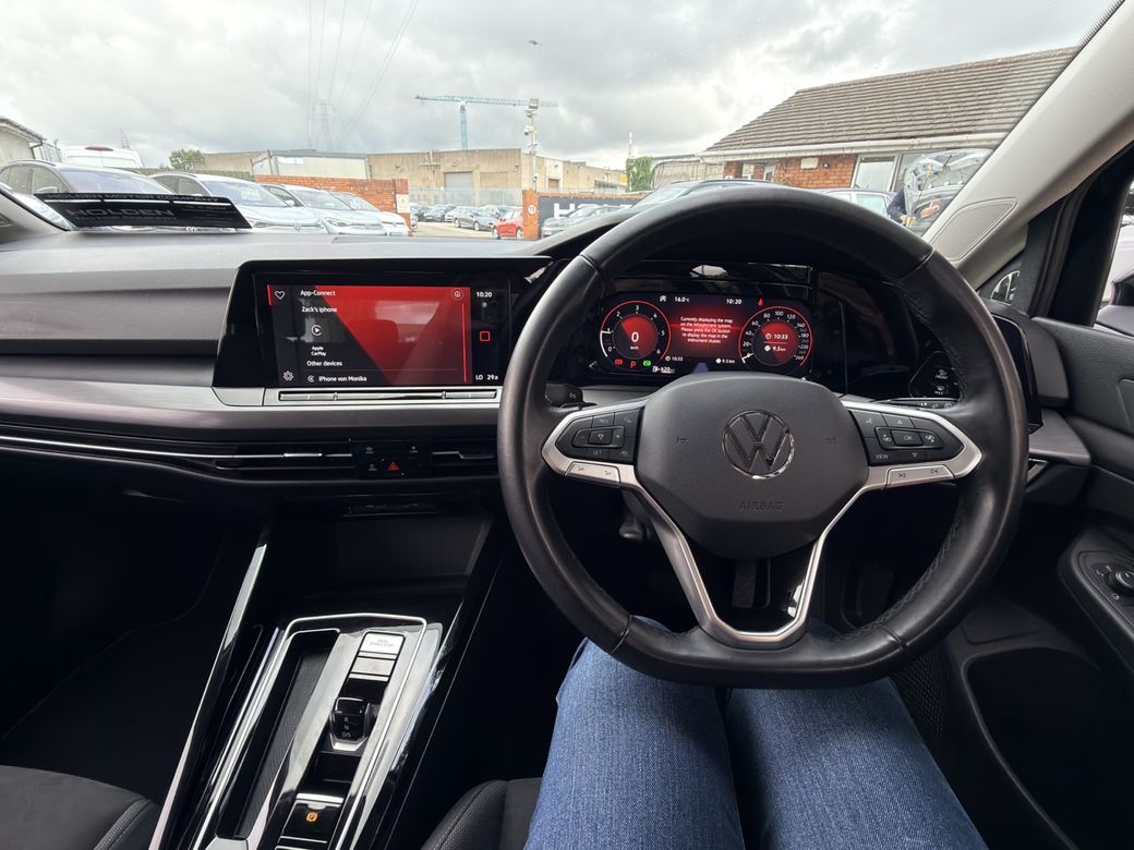 2023 Volkswagen Golf