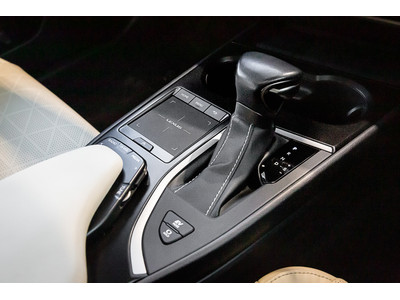 2022 Lexus UX 200H