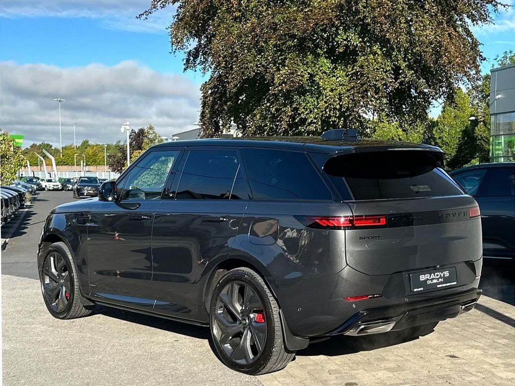 2025 Land Rover Range Rover Sport
