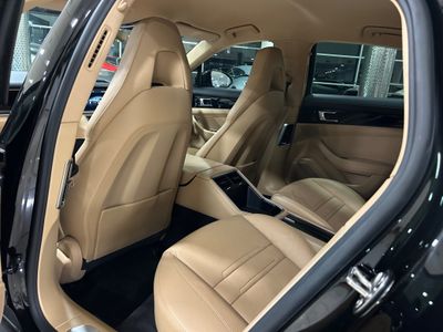 2018 Porsche Panamera