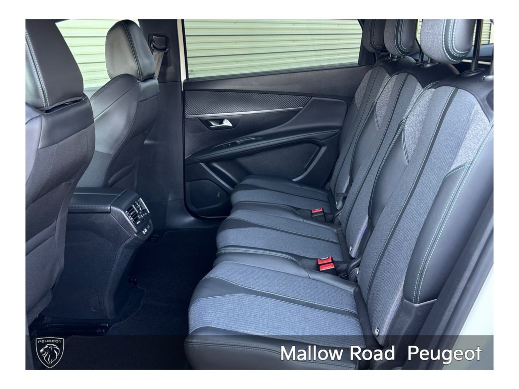 2024 Peugeot 5008